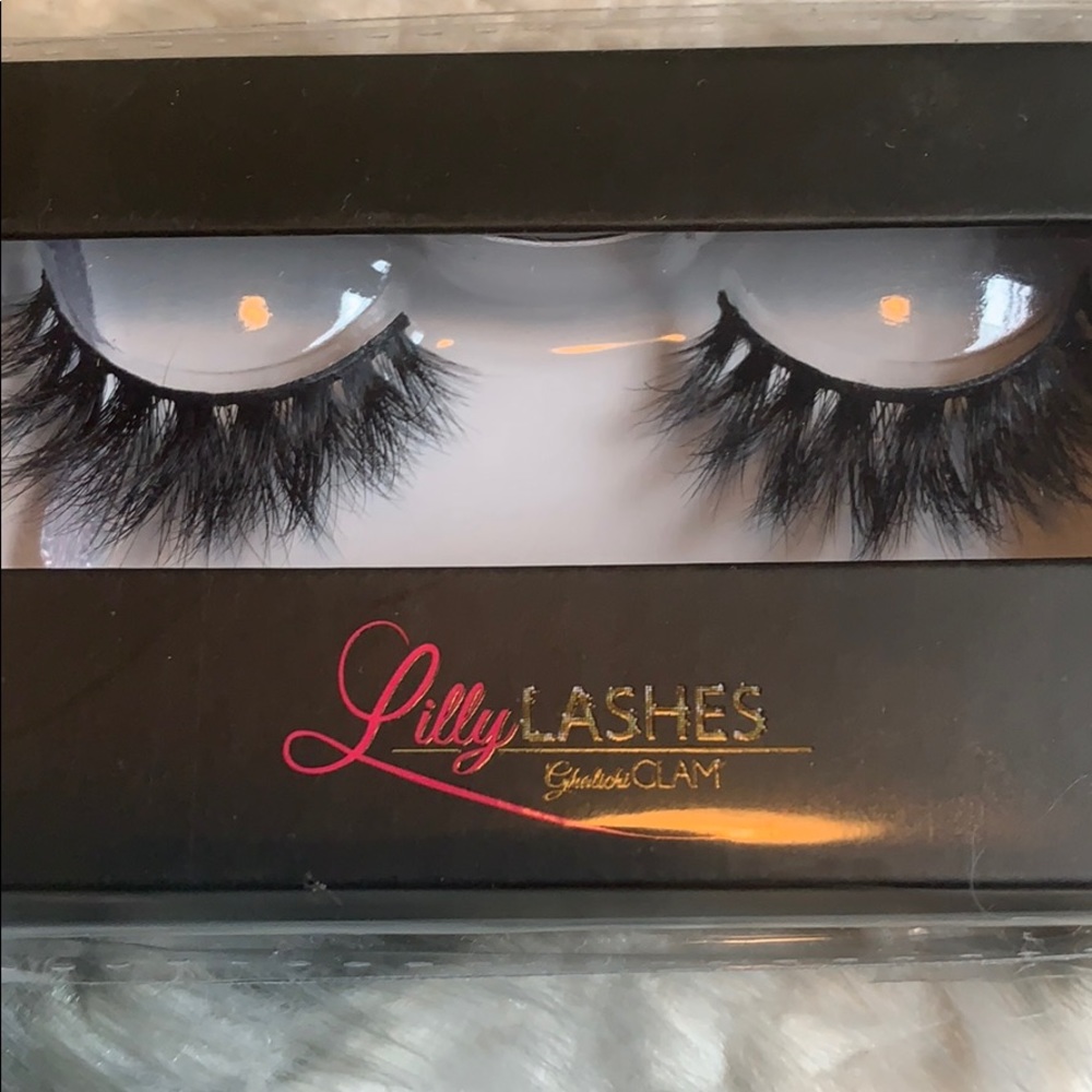 Lilly Lashes NWT - Picture 3 of 4
